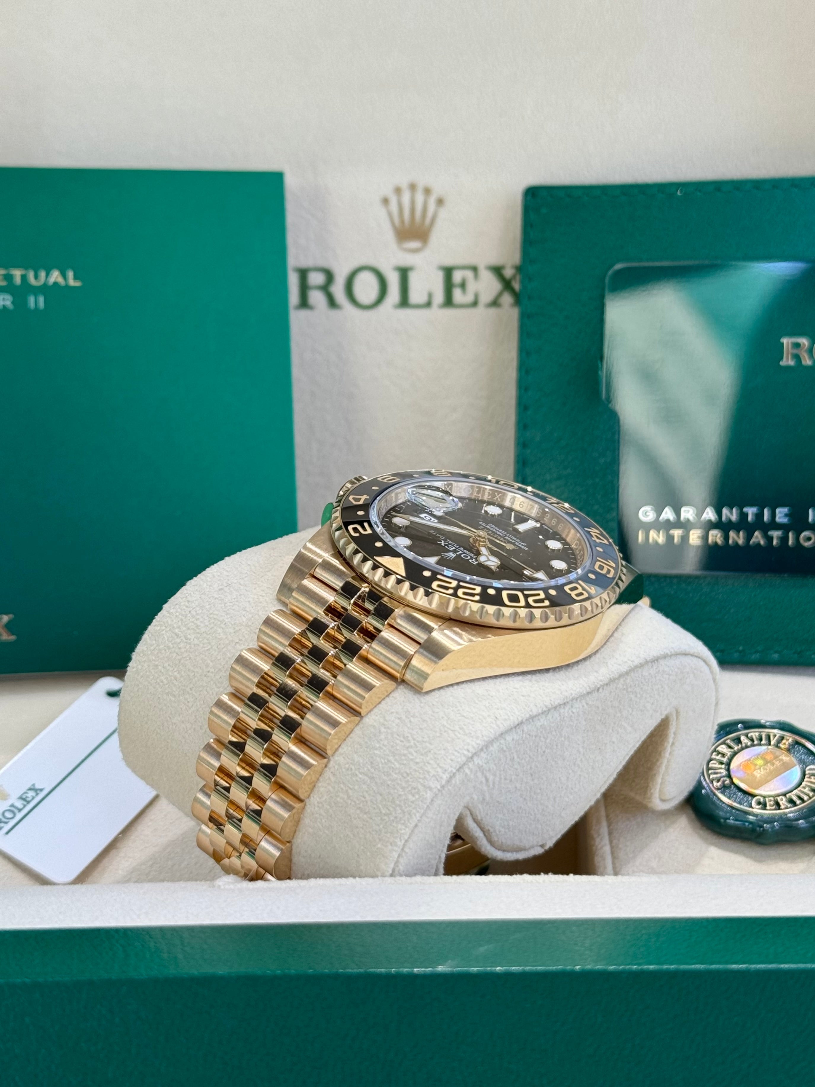 Rolex GMT-Master II 40 126718GRNR Black Dial Watch