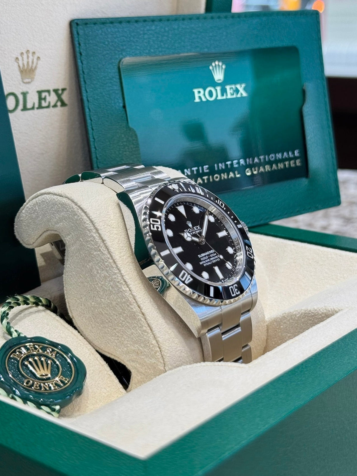 Rolex Submariner No Date 41 124060 Black Dial Watch