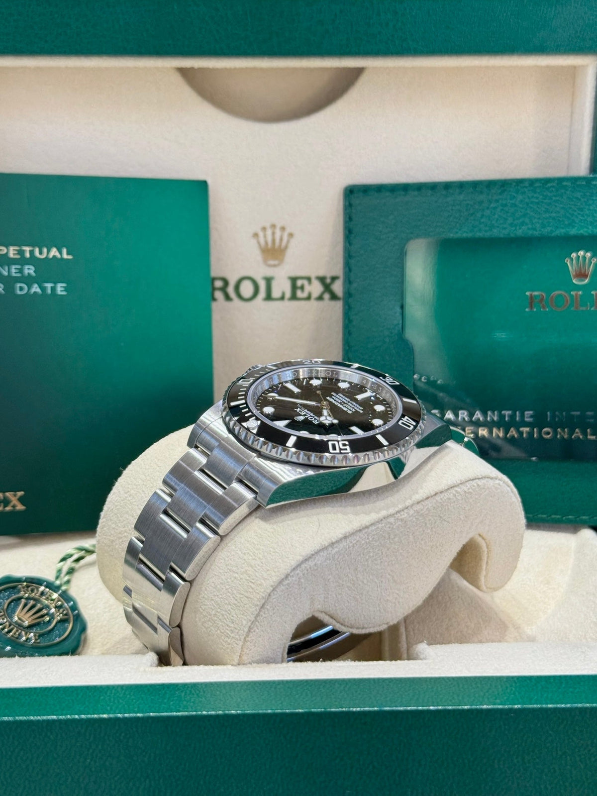 Rolex Submariner No Date 41 124060 Black Dial Watch