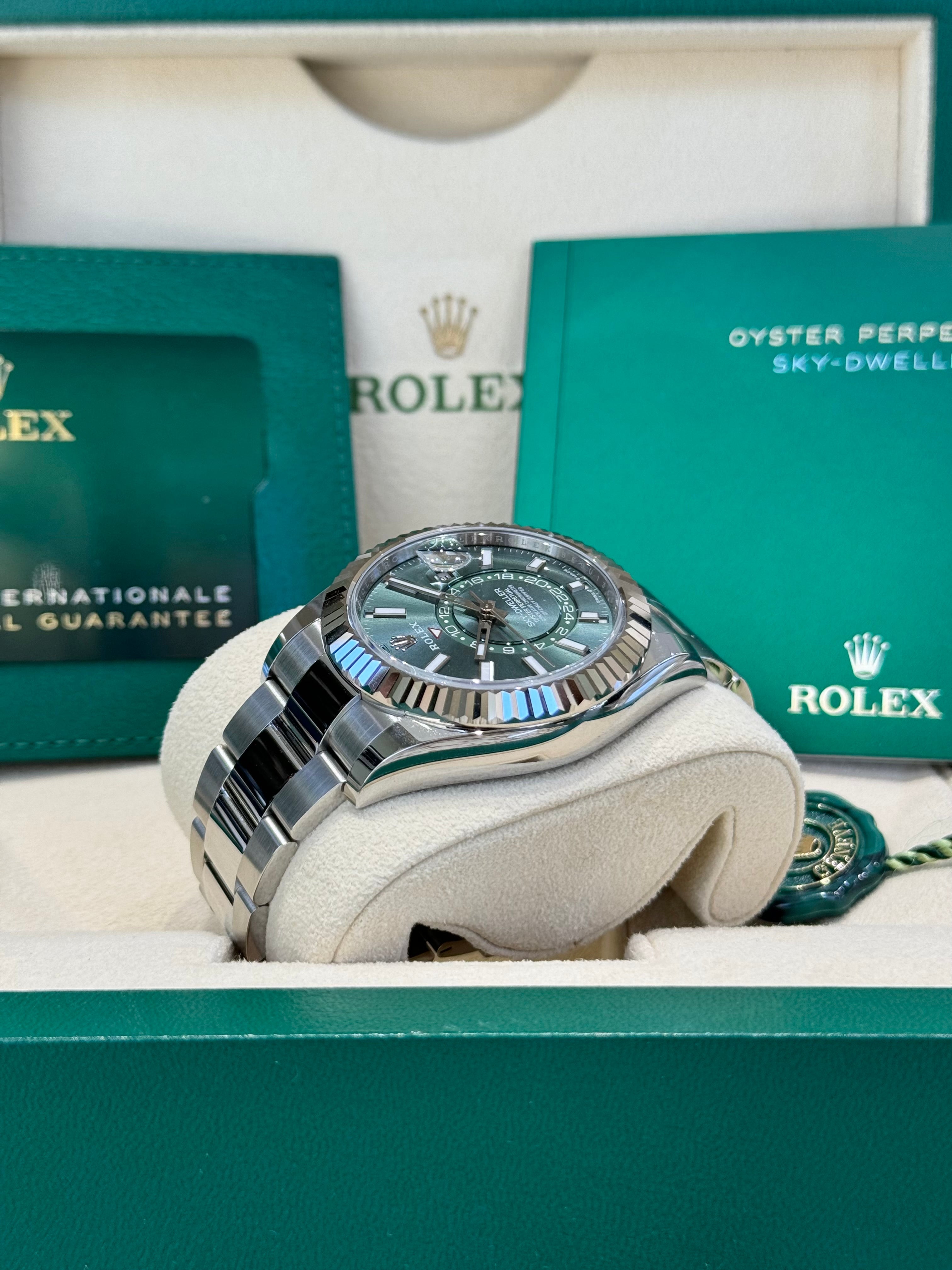 Rolex Sky-Dweller 42 336934 Mint Green Dial Watch