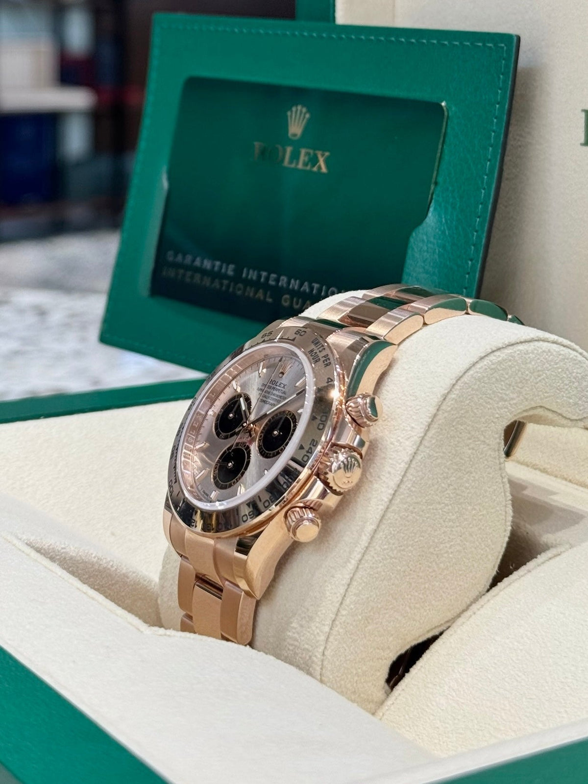 Rolex Daytona 40 126505 Sundust Black Dial Watch