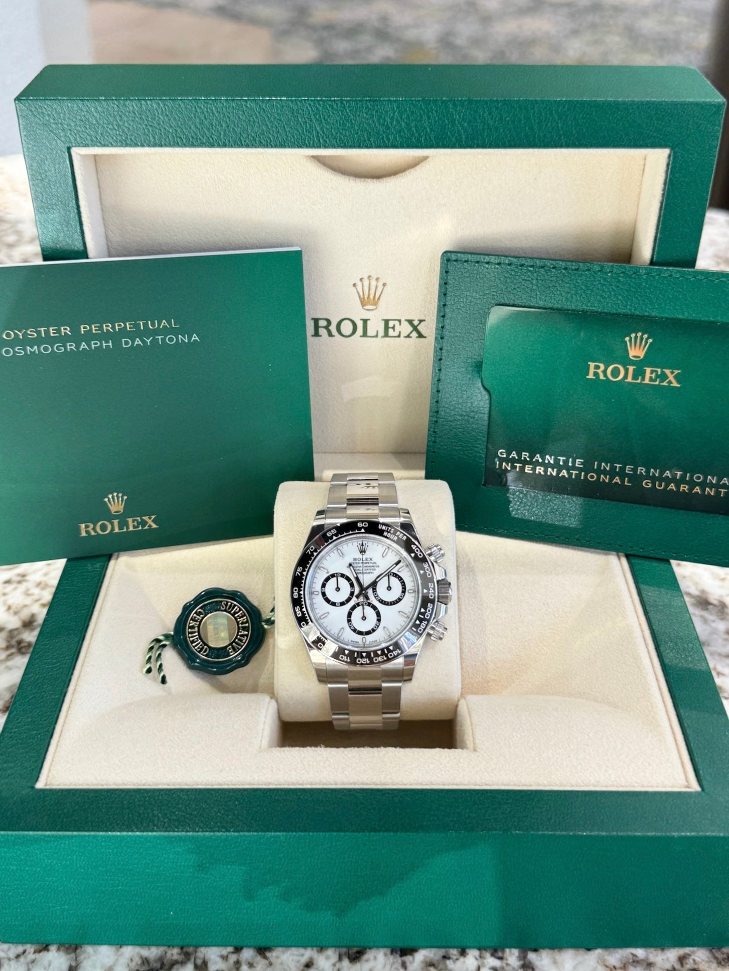 Rolex Daytona 40 126500 White Dial Watch