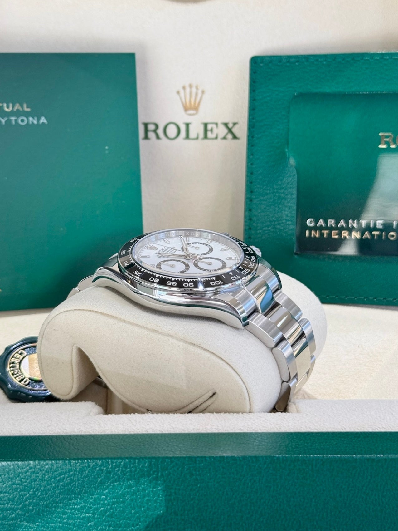 Rolex Daytona 40 126500 White Dial Watch