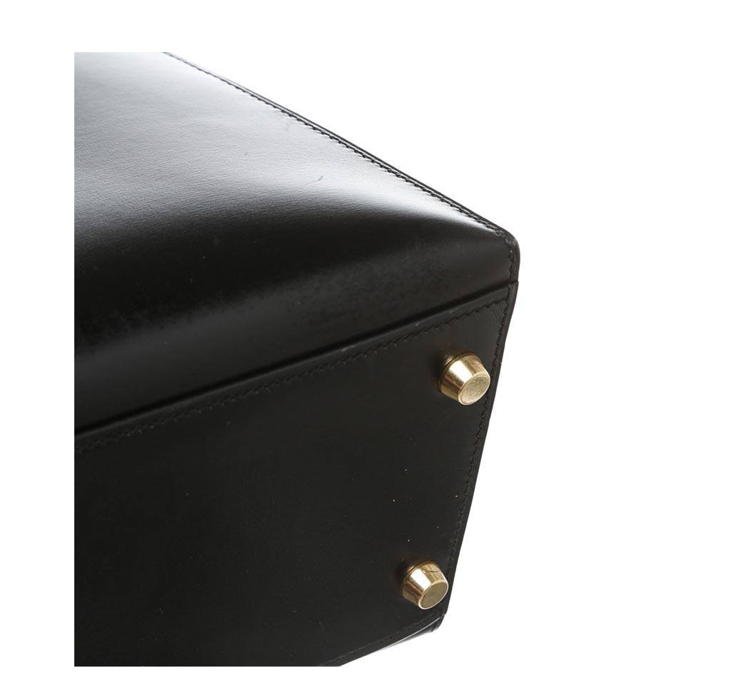 Hermes Kelly 32 Black Box Leather Gold Hardware