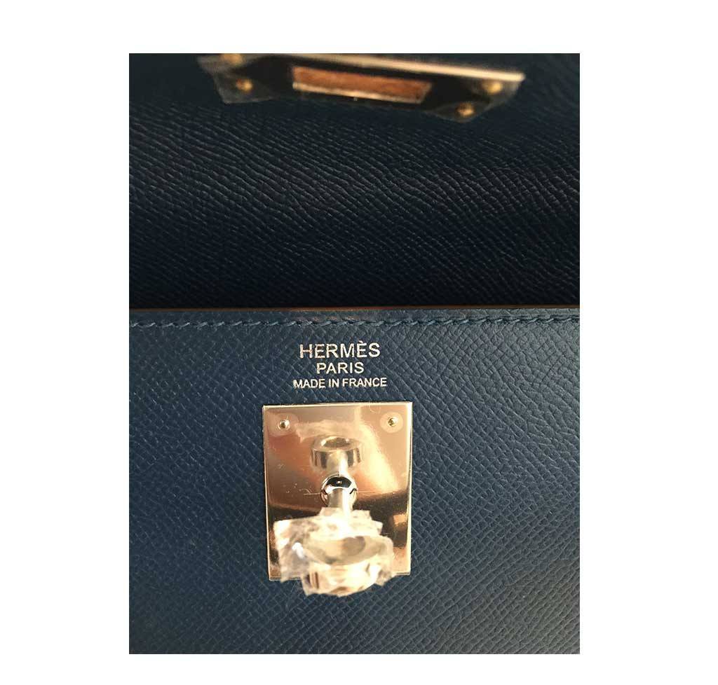 Hermes Kelly Flag Sellier 32 White Blue Thalassa Epsom Leather Palladium Hardware