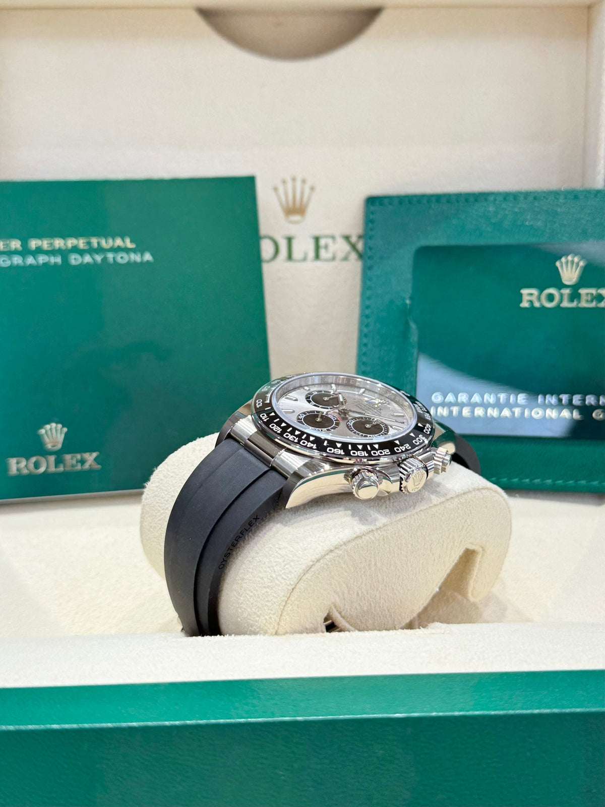 Rolex Daytona 40 126519 Silver Dial Watch