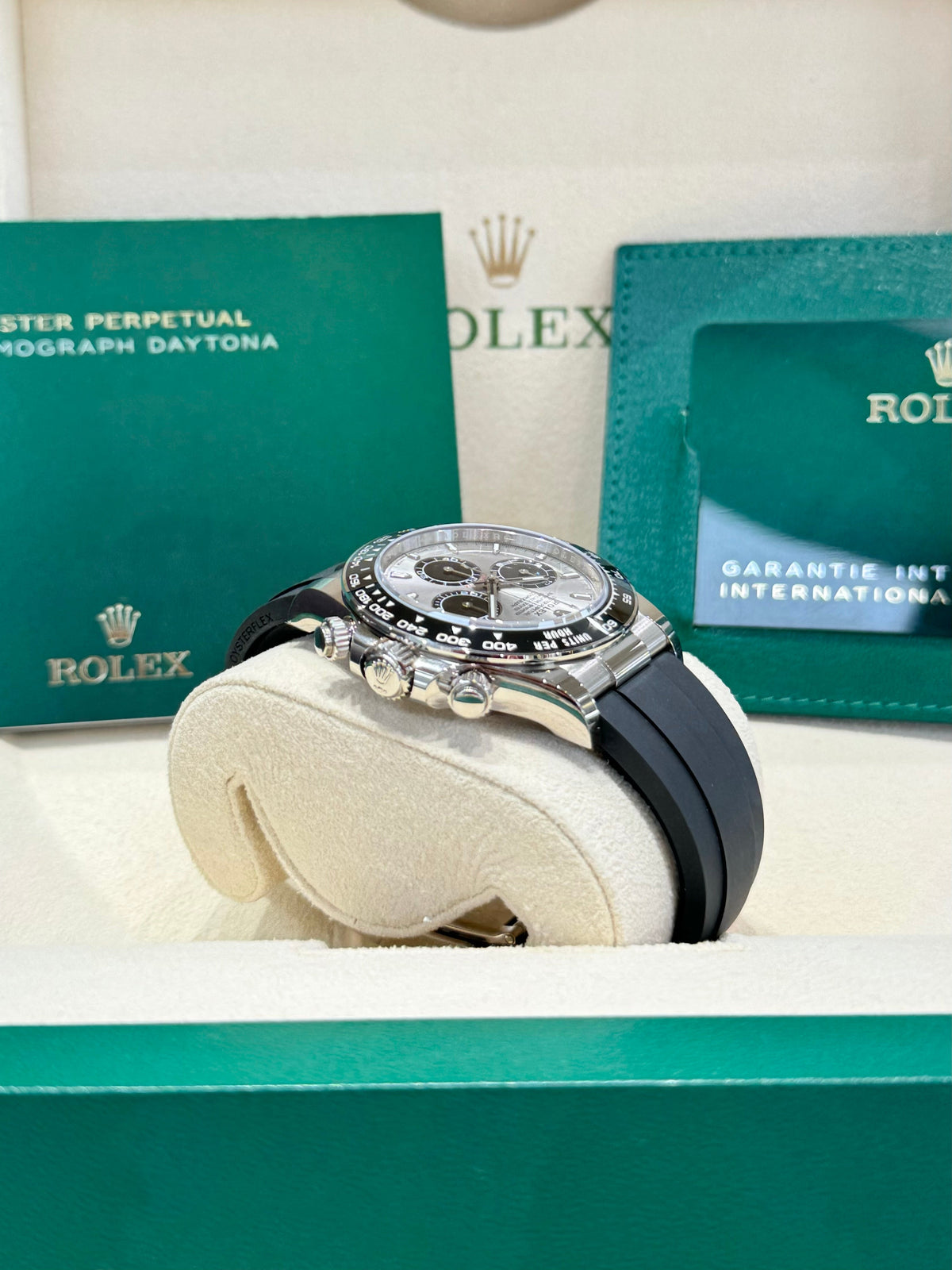 Rolex Daytona 40 126519 Silver Dial Watch