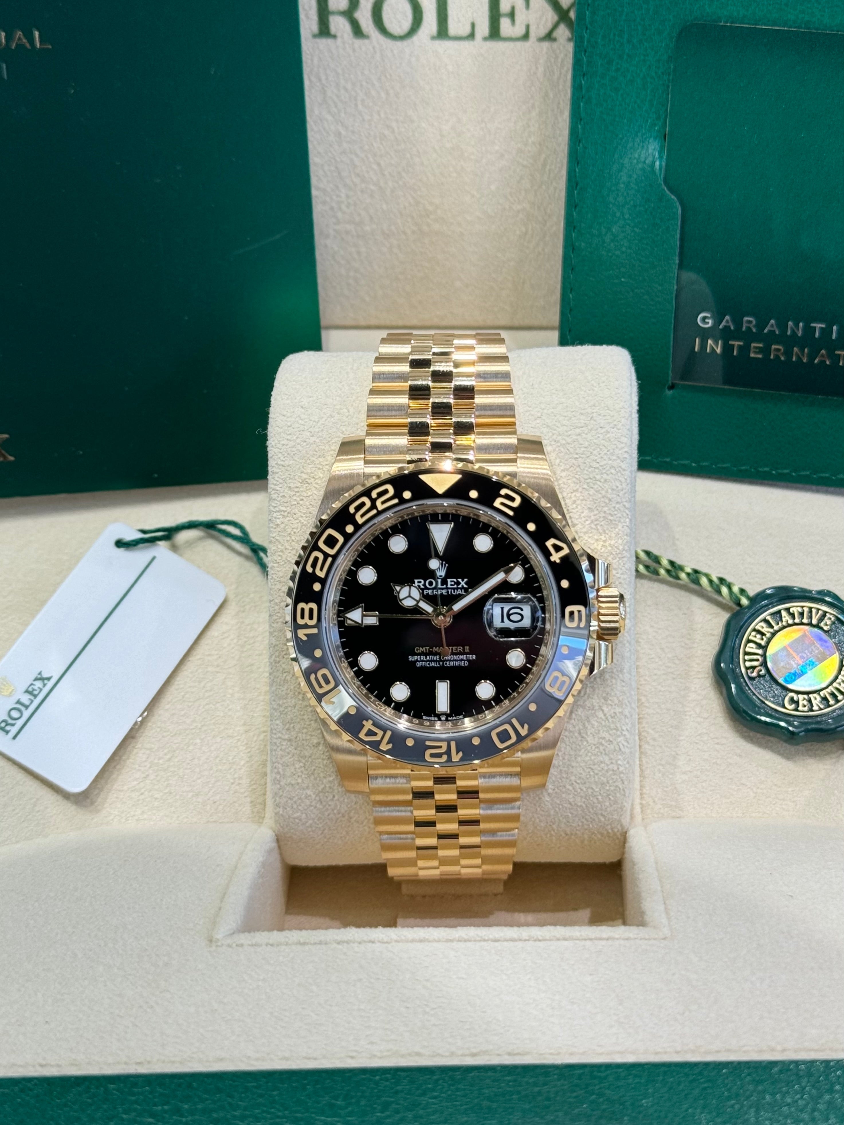 Rolex GMT-Master II 40 126718GRNR Black Dial Watch