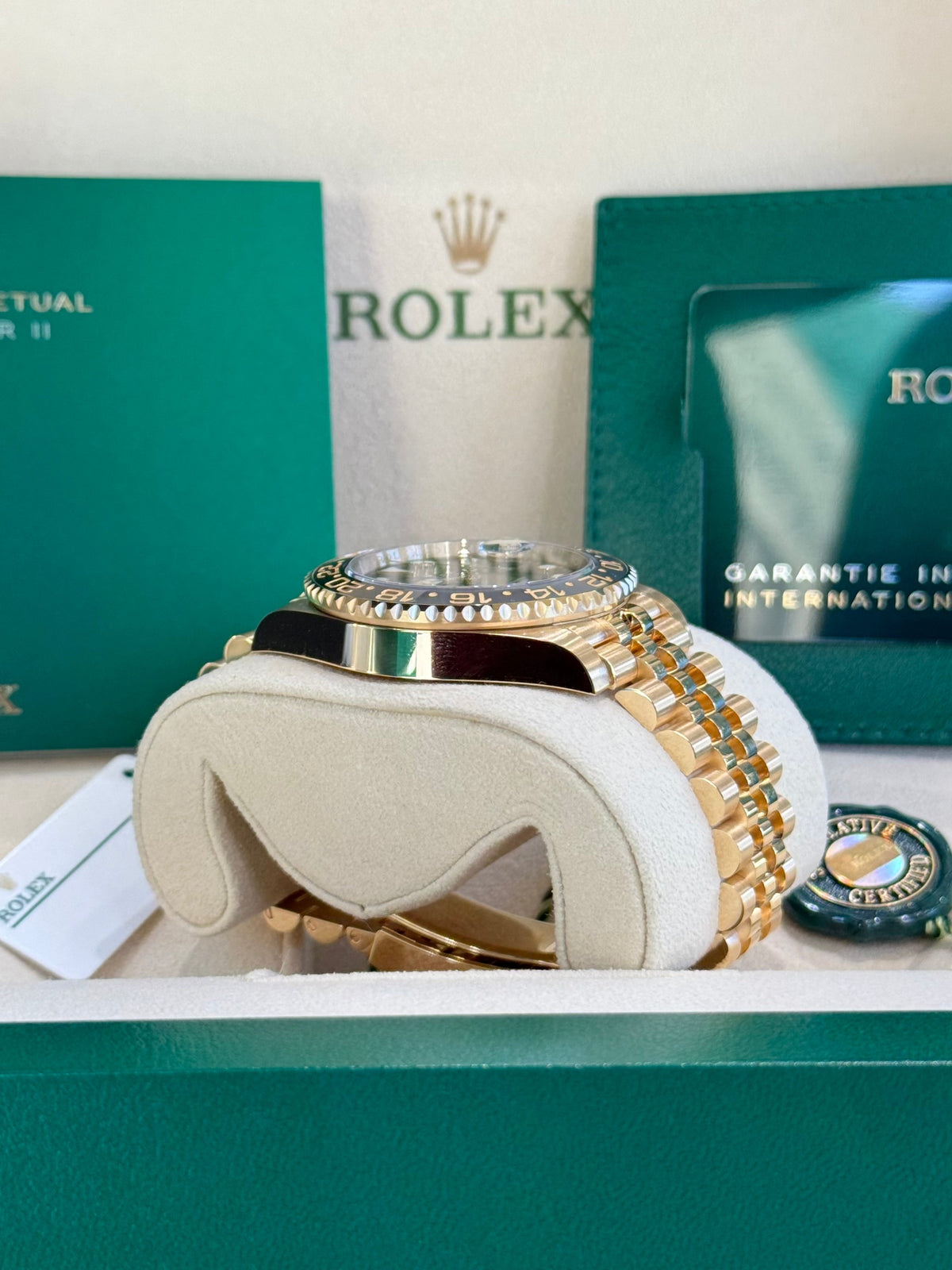 Rolex GMT-Master II 40 126718GRNR Black Dial Watch