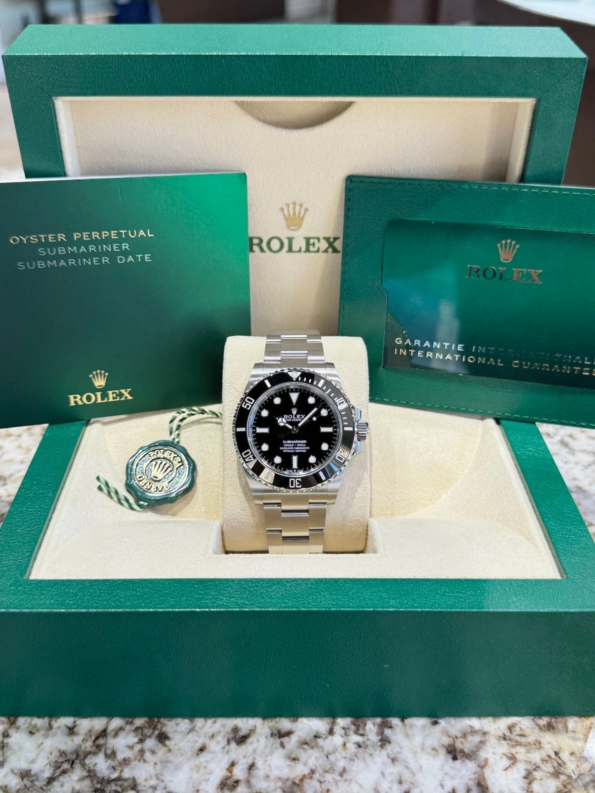 Rolex Submariner No Date 41 124060 Black Dial Watch