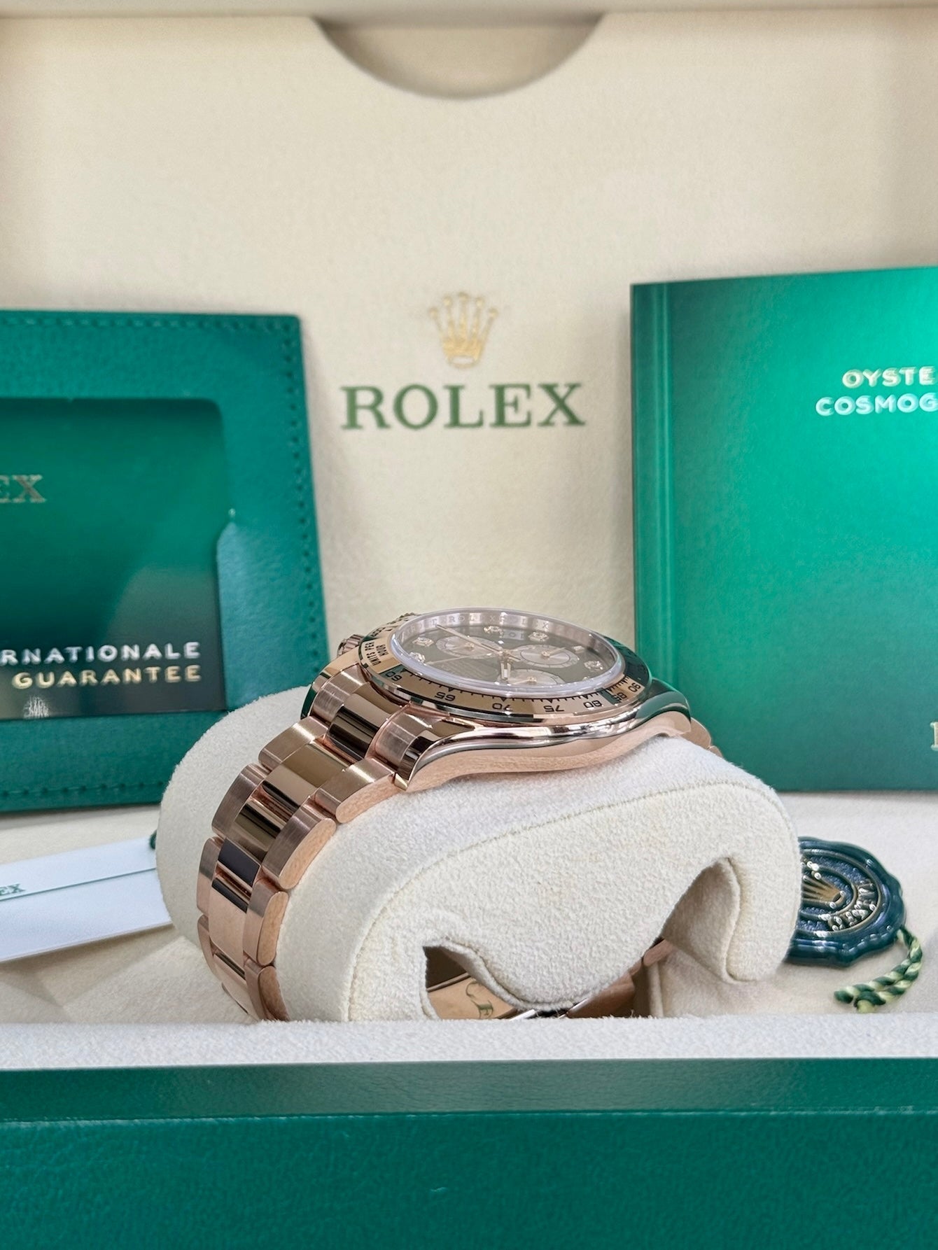 Rolex Daytona 40 126505 Black Diamond Dial Watch