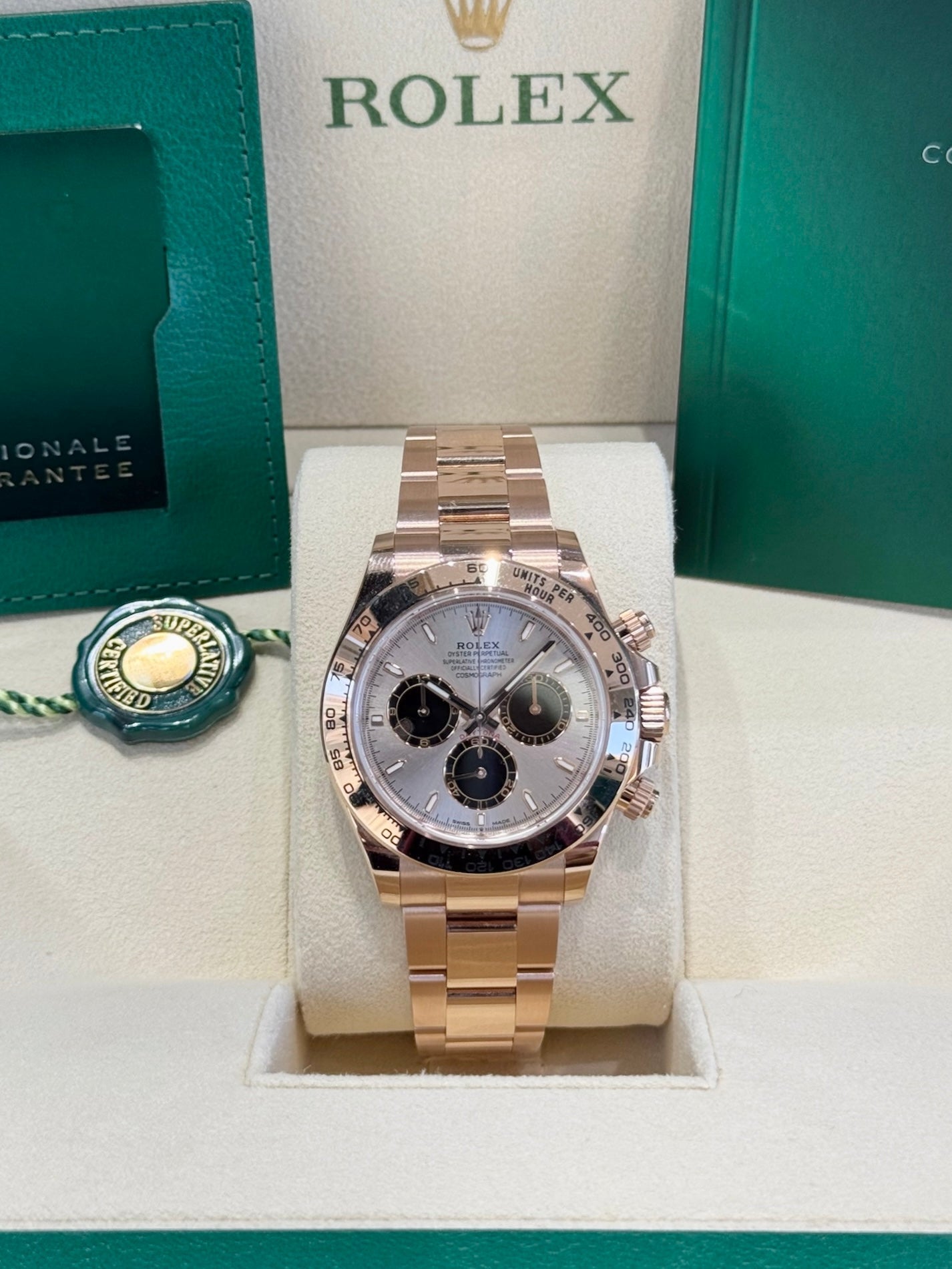 Rolex Daytona 40 126505 Sundust Black Dial Watch