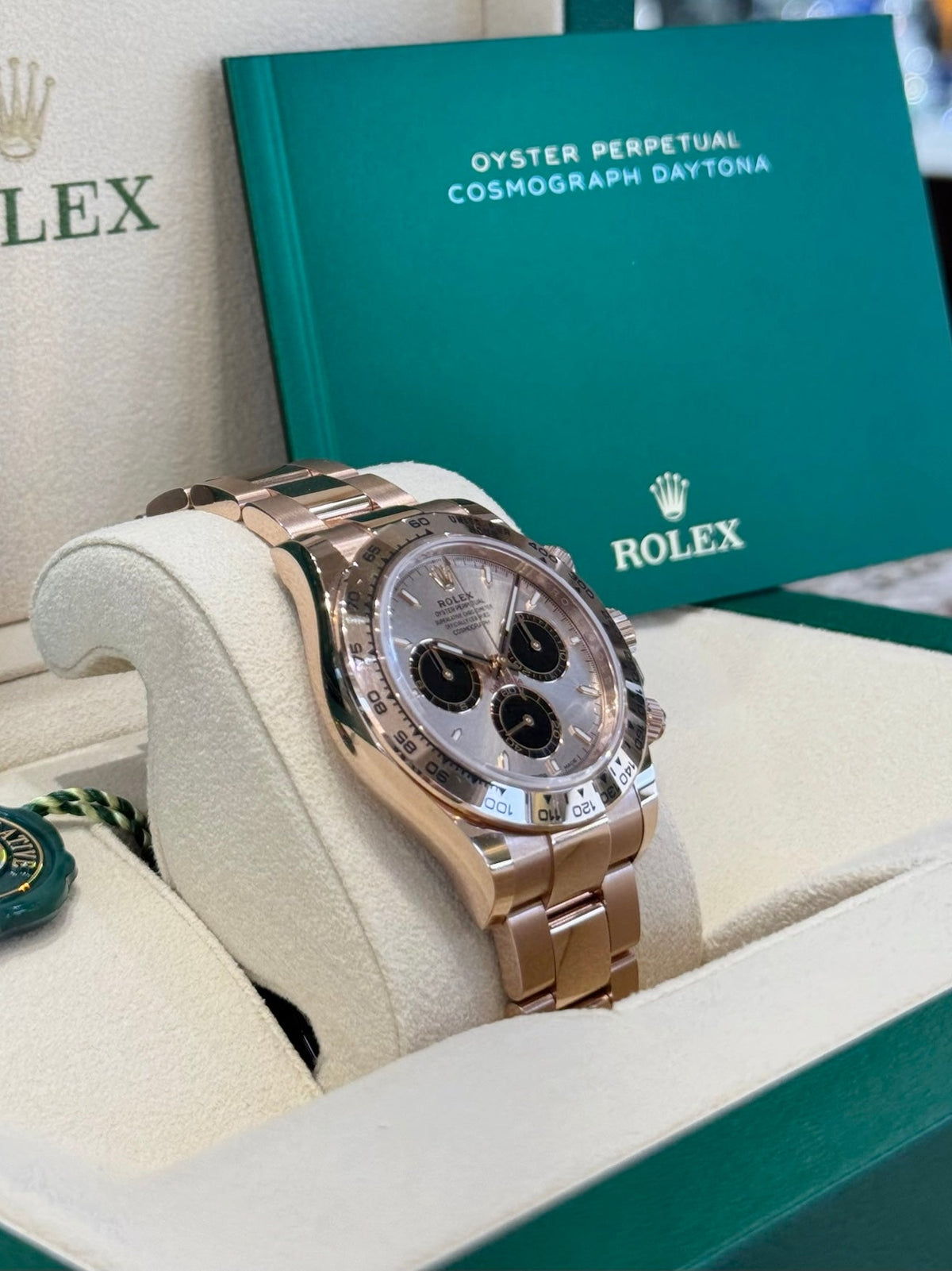 Rolex Daytona 40 126505 Sundust Black Dial Watch