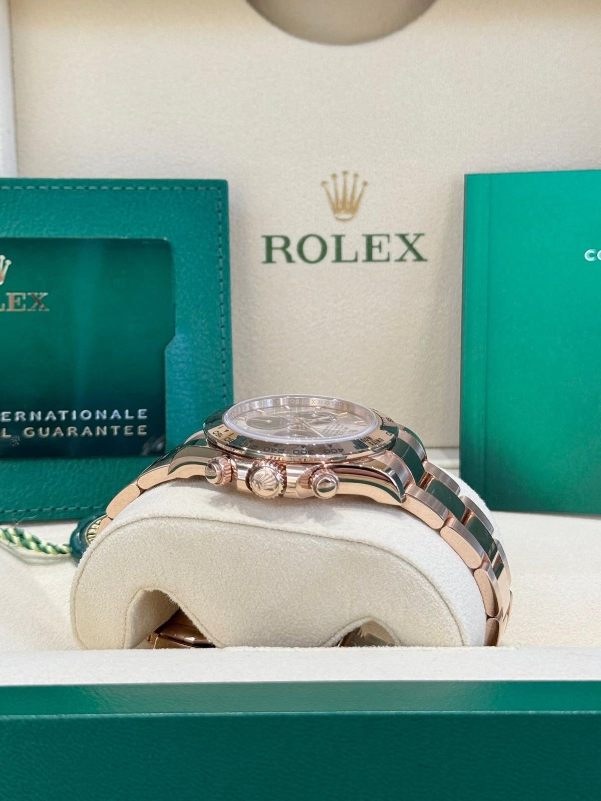 Rolex Daytona 40 126505 Sundust Black Dial Watch