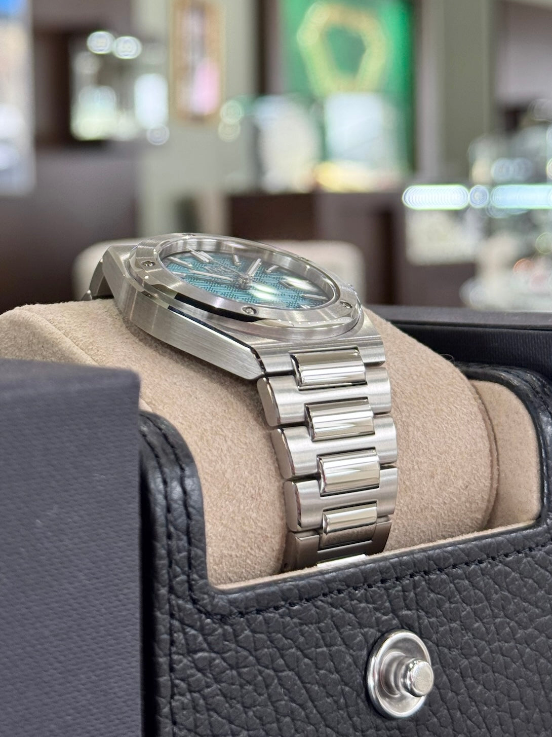 IWC Ingenieur 40 IW328903 Aqua Dial Watch