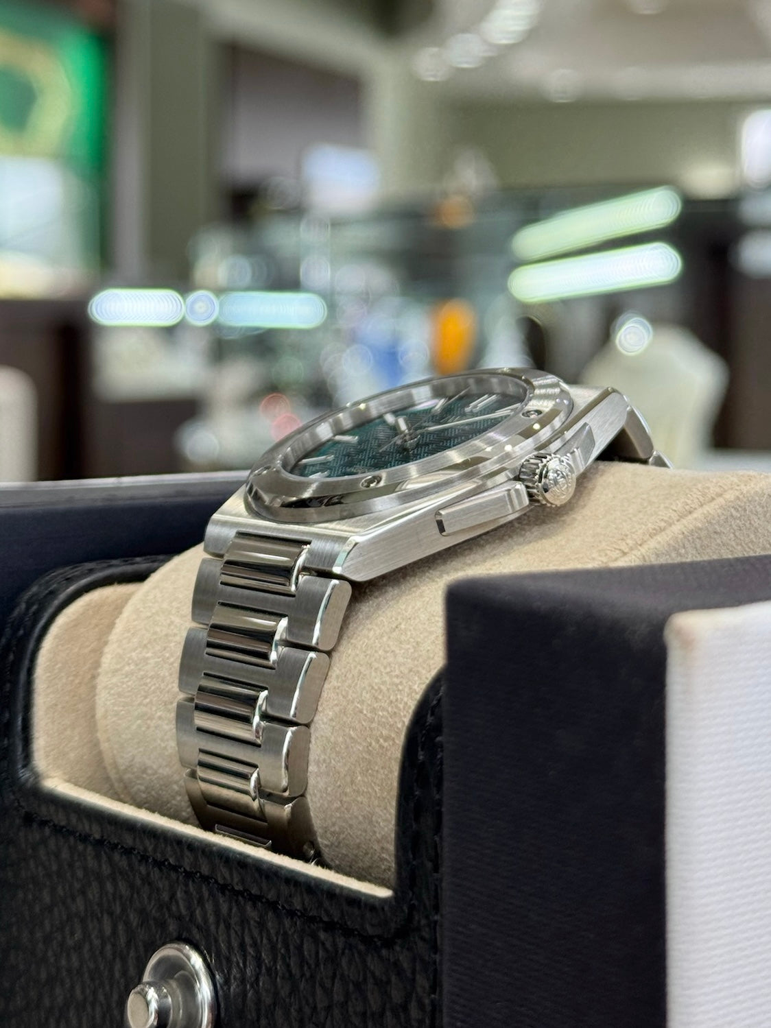 IWC Ingenieur 40 IW328903 Aqua Dial Watch