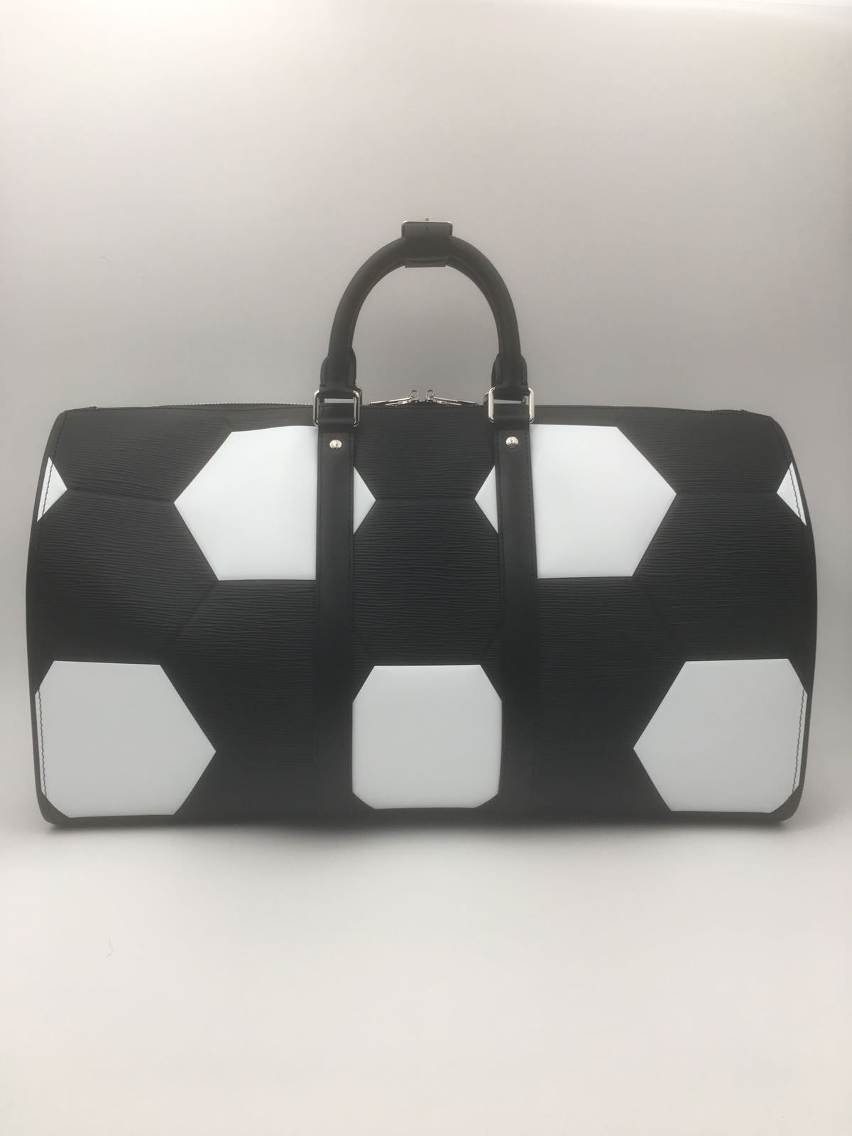 Louis Vuitton FIFA WORLD CUP Keepall Bandouliere 50 M52187