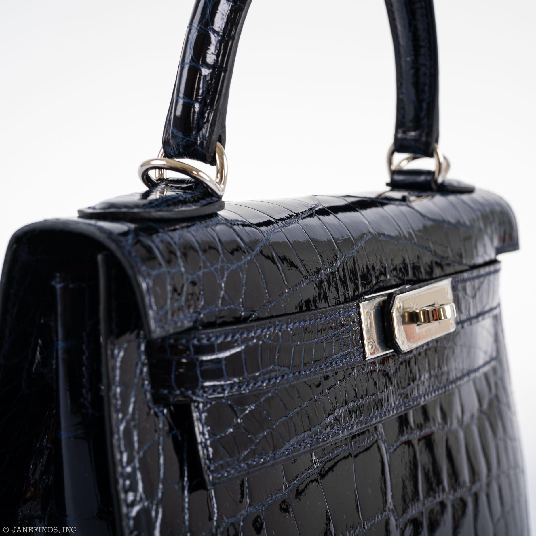 Hermes Kelly 28 Sellier Verso Blue Marine Palladium Hardware - 2019, D