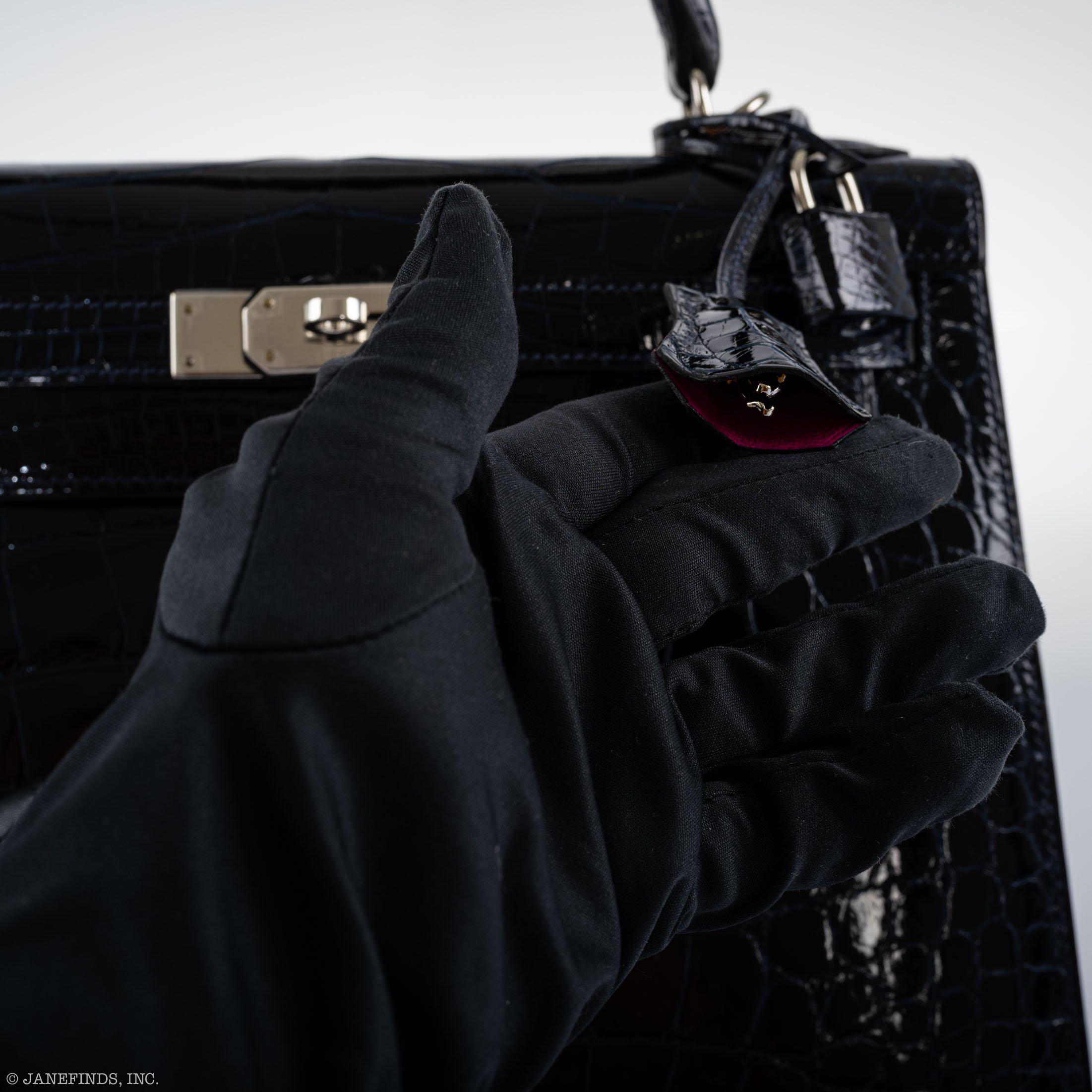 Hermes Kelly 28 Sellier Verso Blue Marine Palladium Hardware - 2019, D