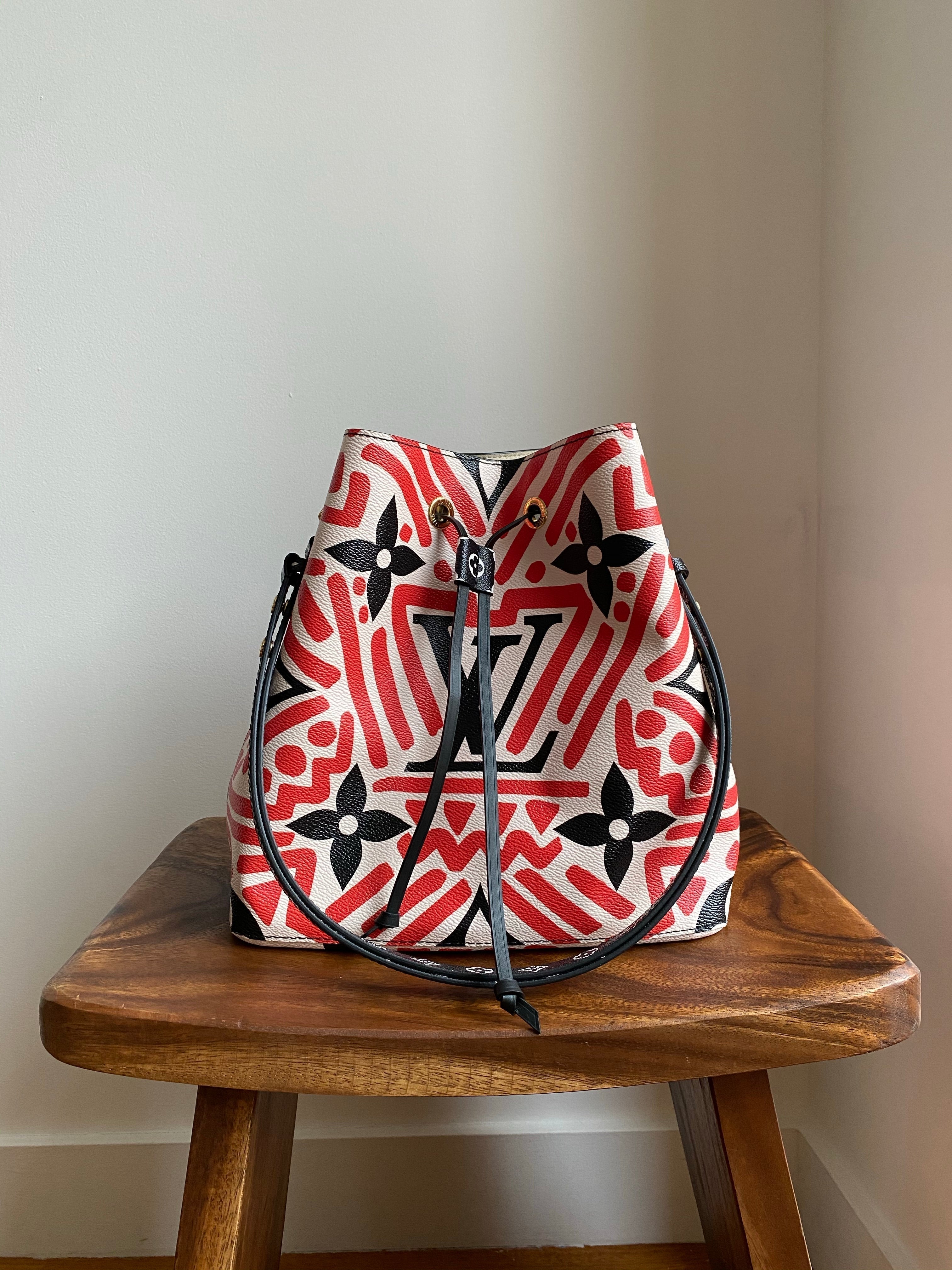 Louis Vuitton LV Crafty NeoNoe MM Monogram Giant Canvas M45362